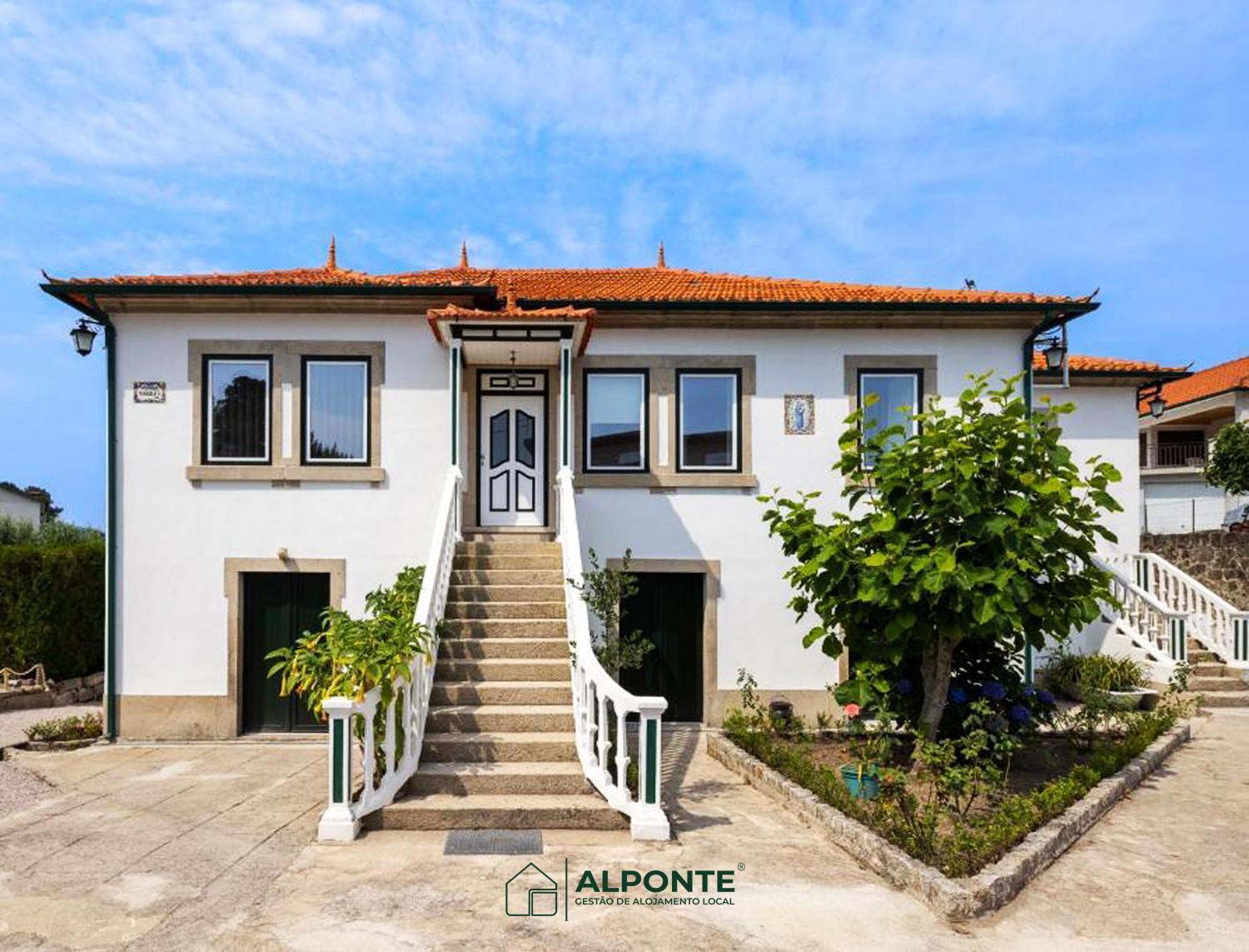Desassossego Suites Monção Екстериор снимка