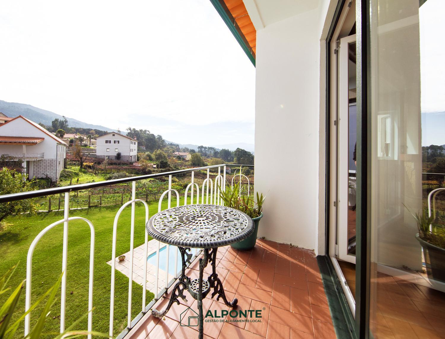 Desassossego Suites Monção Екстериор снимка